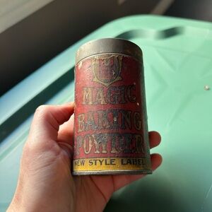 2/$30⚡️- COLLECTIBLE | Vintage Magic Baking Powder small tin